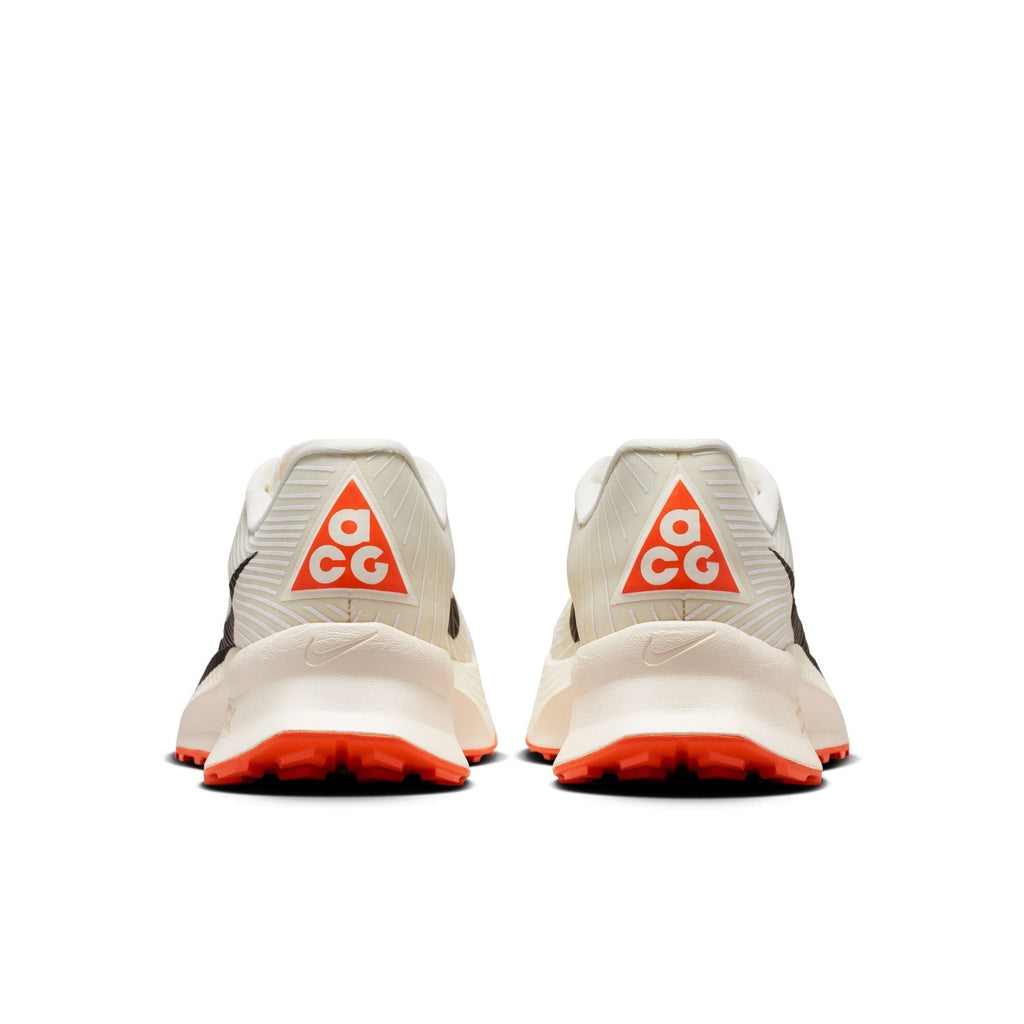 Men’s ACG Ultrafly Trail (101 - Sail/Black-White-Saftey Orange)